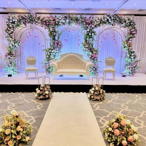 Gate Decoration For Wedding | Luxury Entrance Floral Arch Setup - Phule Weddings