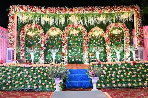Gate Decoration For Wedding | Stylish Floral Entrance Setup - Phule Weddings