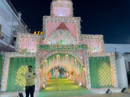 Traditional Wedding Pandal Gate With Yellow Theme – Phule Weddings